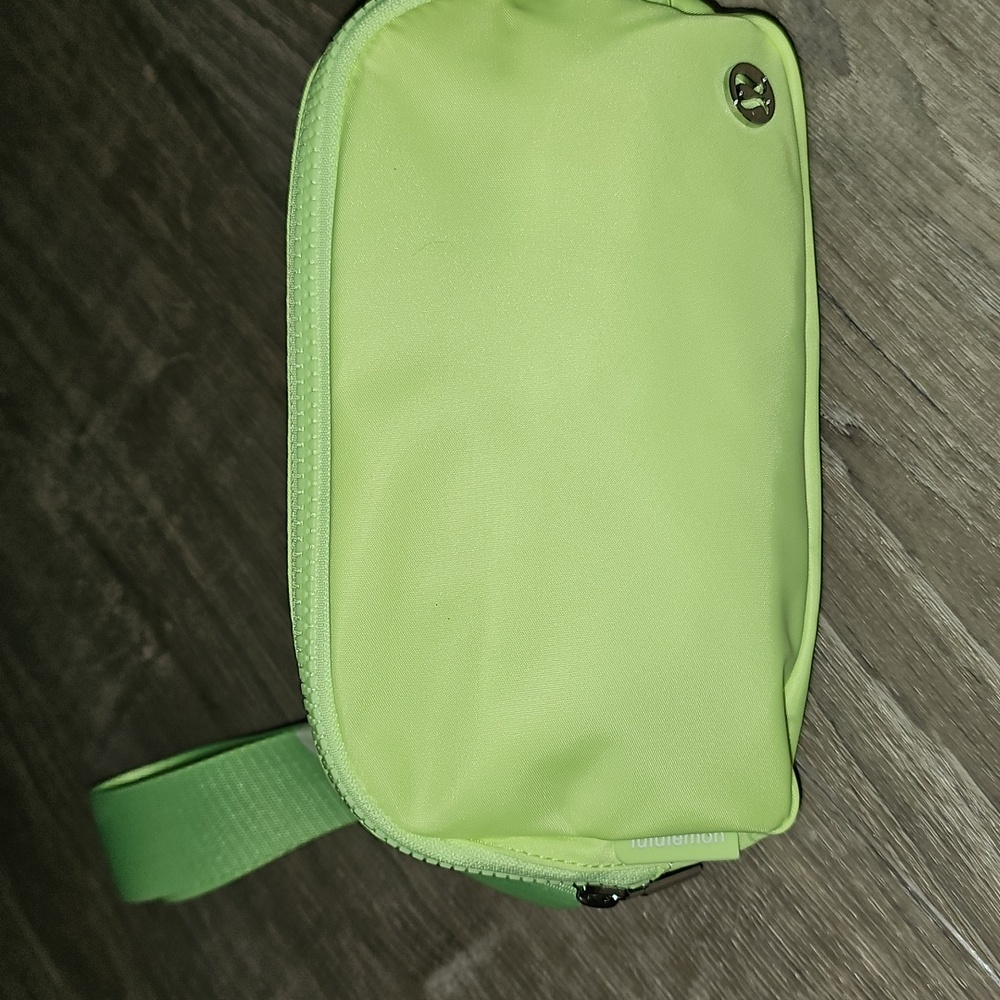 Lululemon Everywhere Belt Bag FADED ZAZ FZAP - Picture 12 of 16